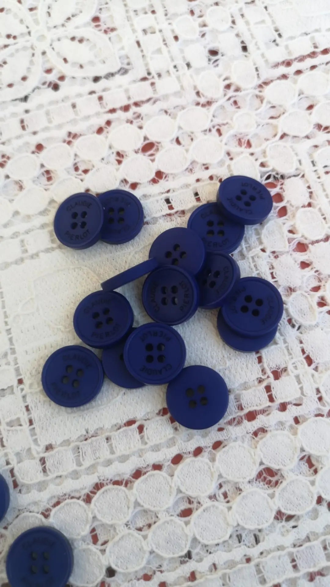 Boutons indigo 14mm (prix par 10)