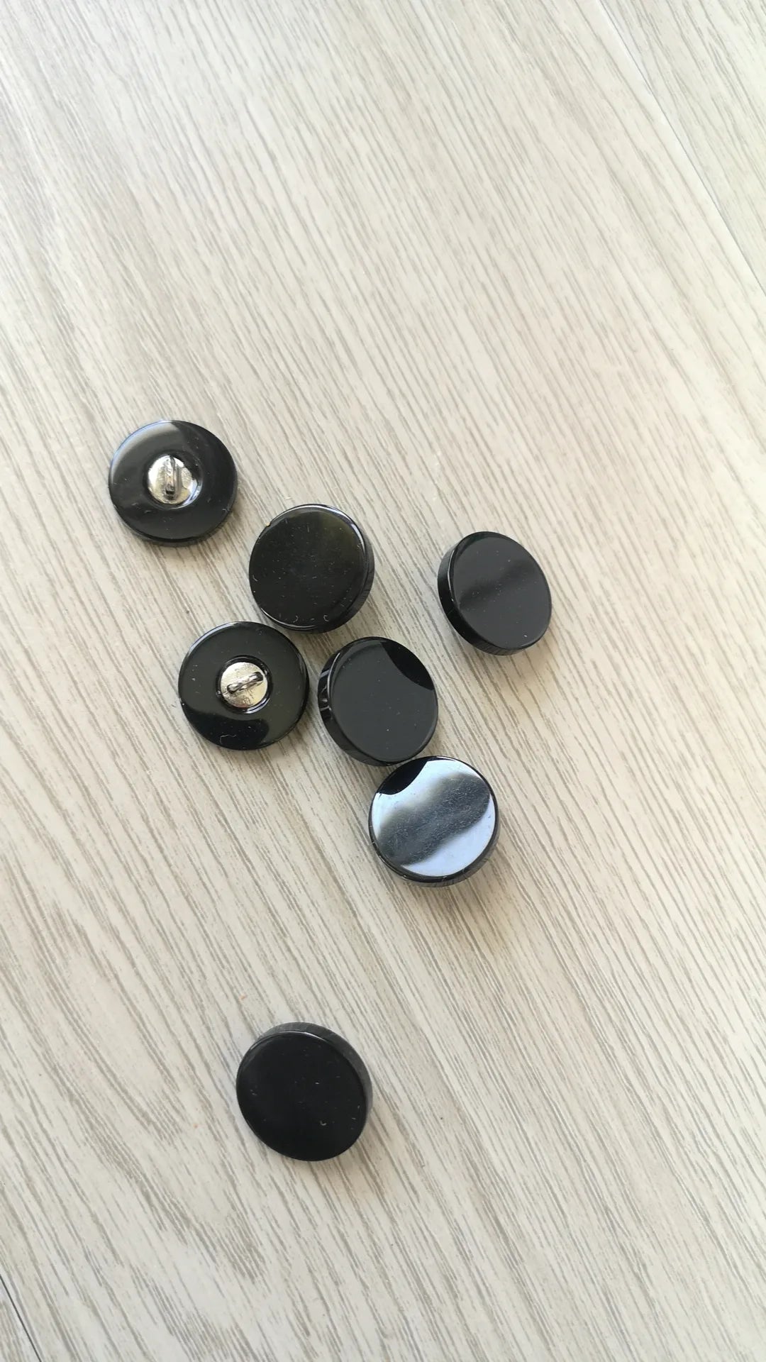 Boutons nacré noir brillant 15mm (vendu par 10)