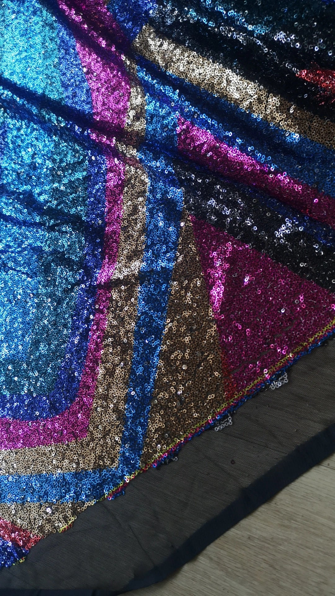 Sequin forme triangle (coupon 1m64)