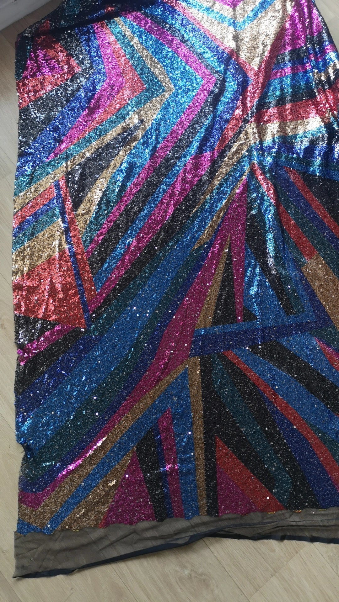 Sequin forme triangle (coupon 1m64)